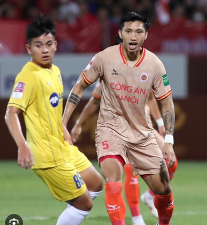  V-League vòng 18
