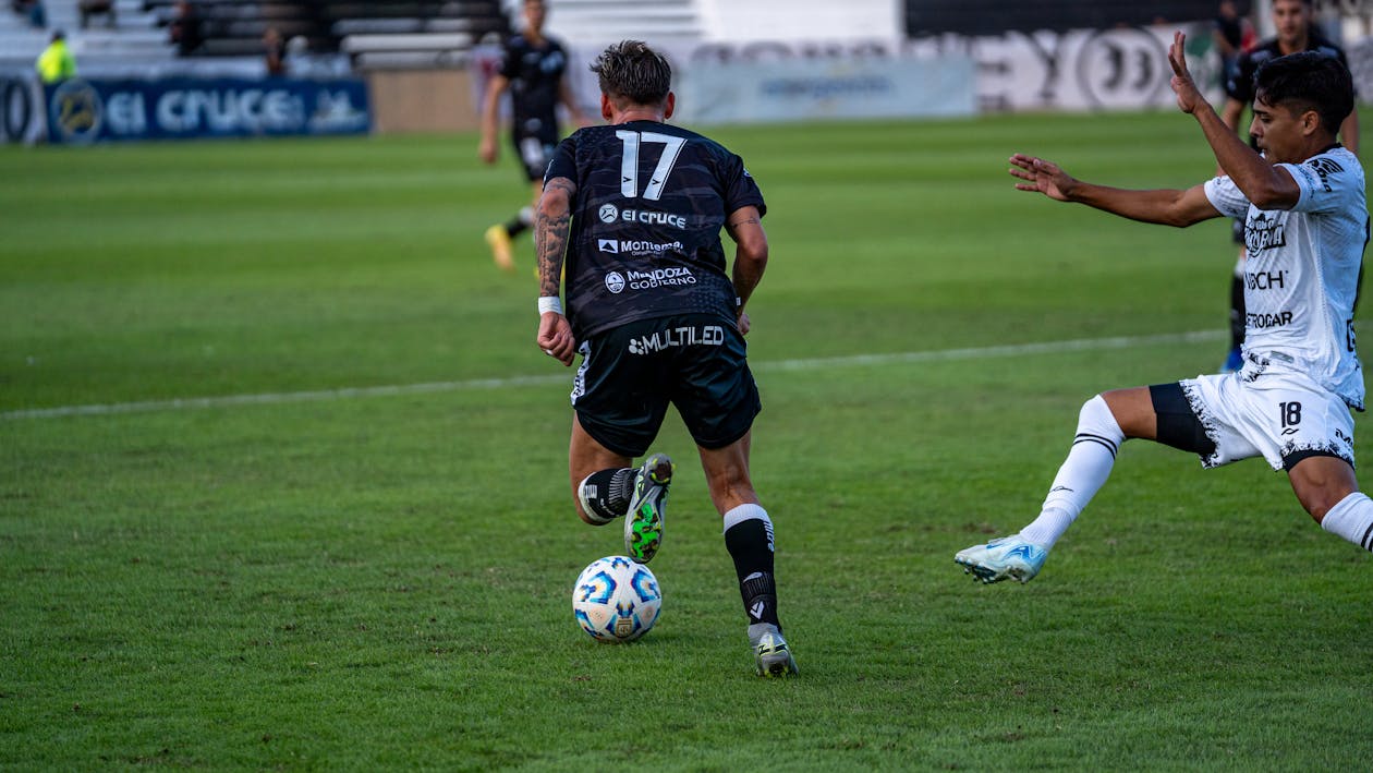 Reims vs Lorient (vòng 38)